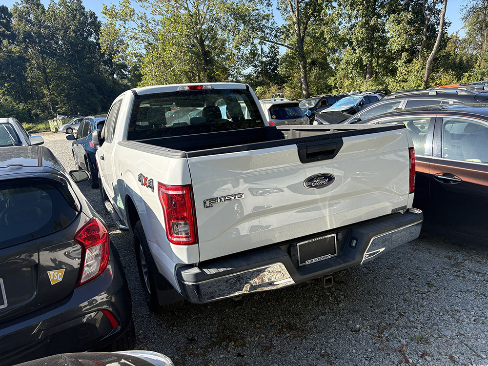 
								FORD F-150 XL SUPER CAB full									