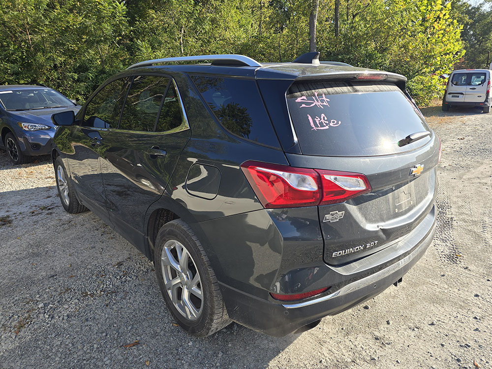 
								CHEVROLET EQUINOX LT full									