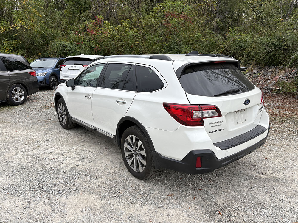 
								SUBARU OUTBACK 3.6R TOURING full									