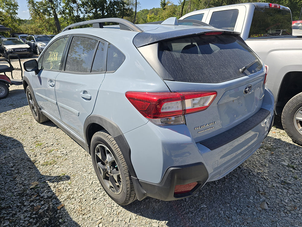 
								SUBARU CROSSTREK PREMIUM full									