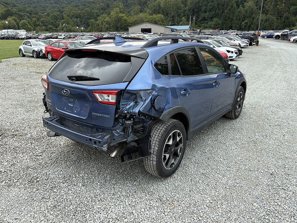 
								SUBARU CROSSTREK PREMIUM full									