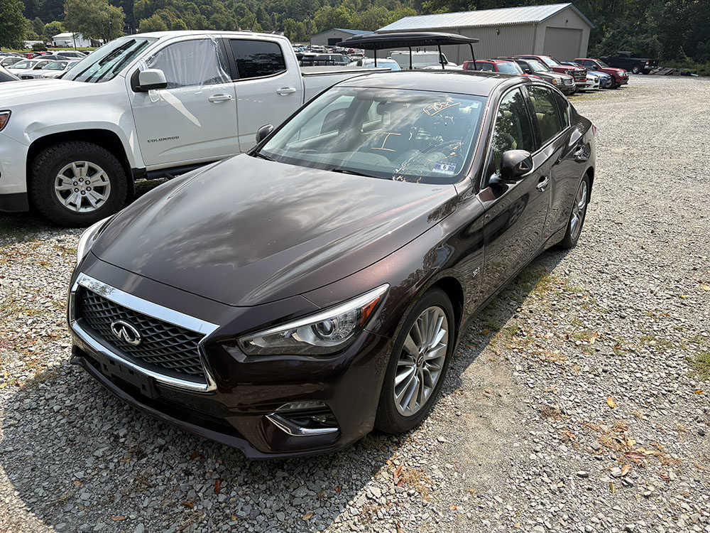 
								INFINITI Q50 LUXE full									