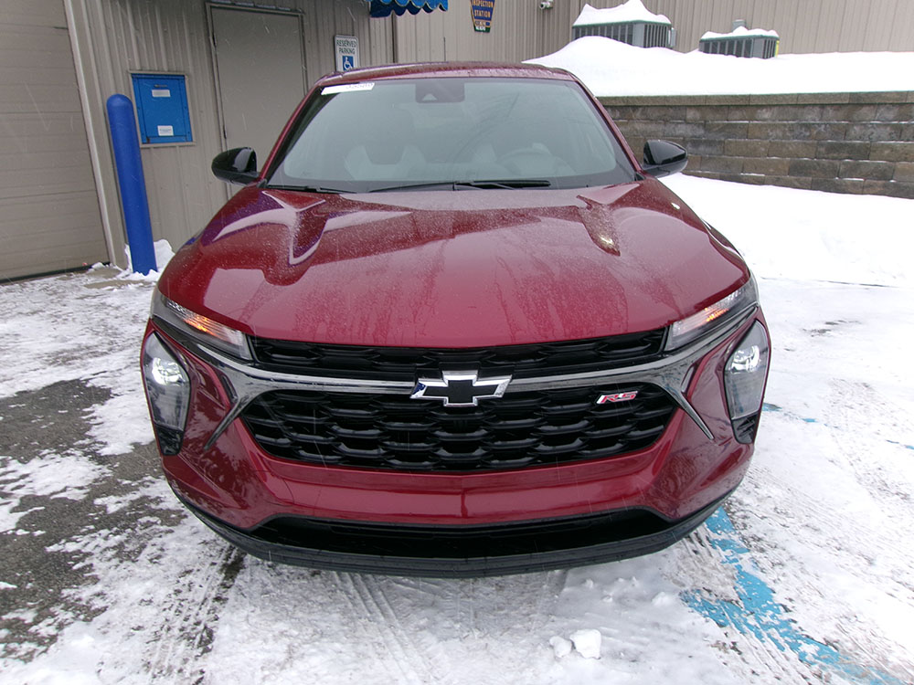 
								CHEVROLET TRAX RS full									