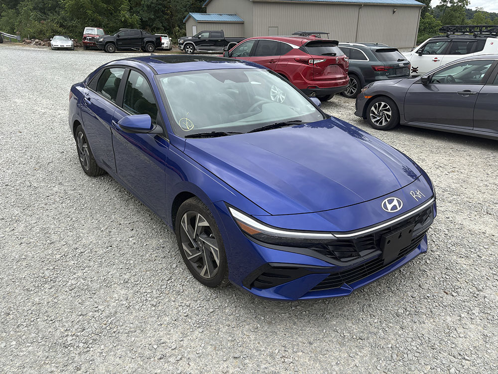 
								HYUNDAI ELANTRA SEL full									