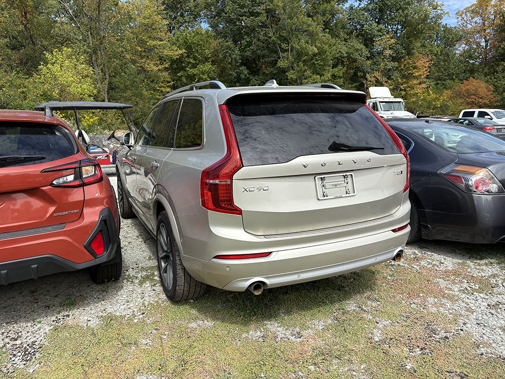 
								VOLVO XC90 T5 full									