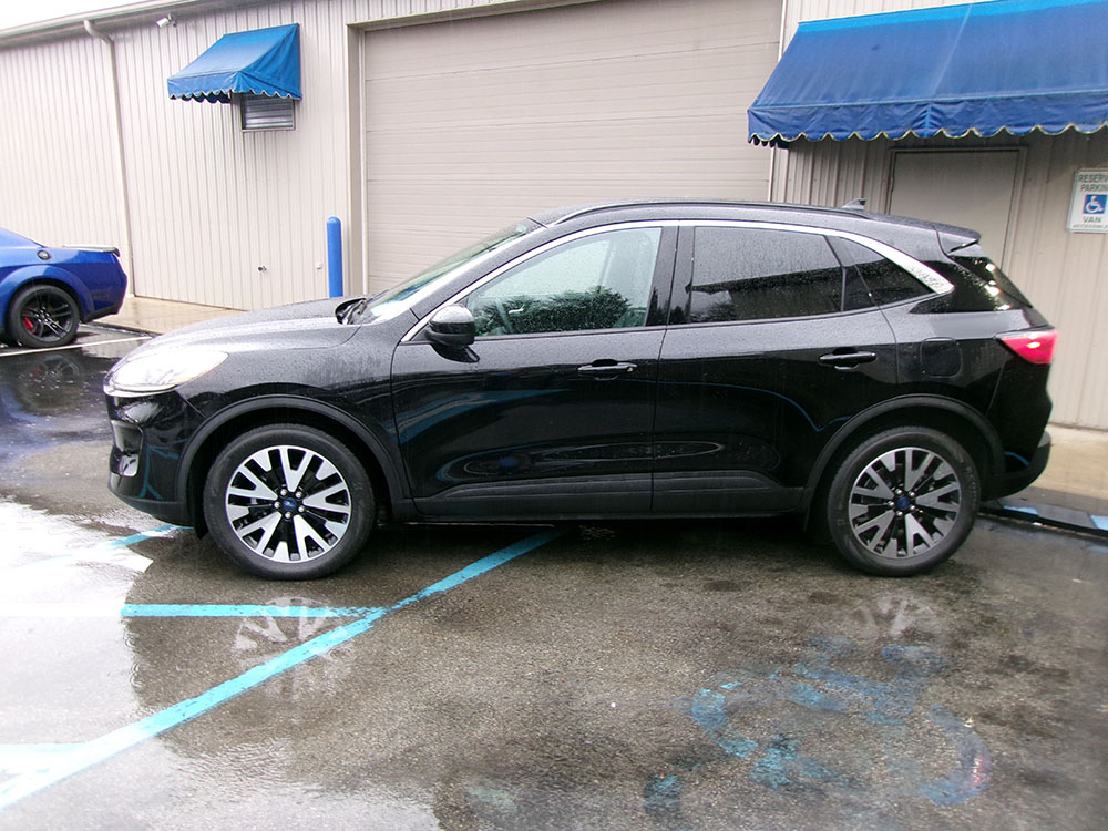 
								FORD ESCAPE SEL full									