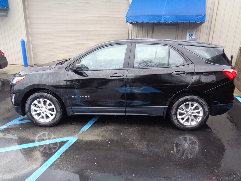 
								CHEVROLET EQUINOX LS full									