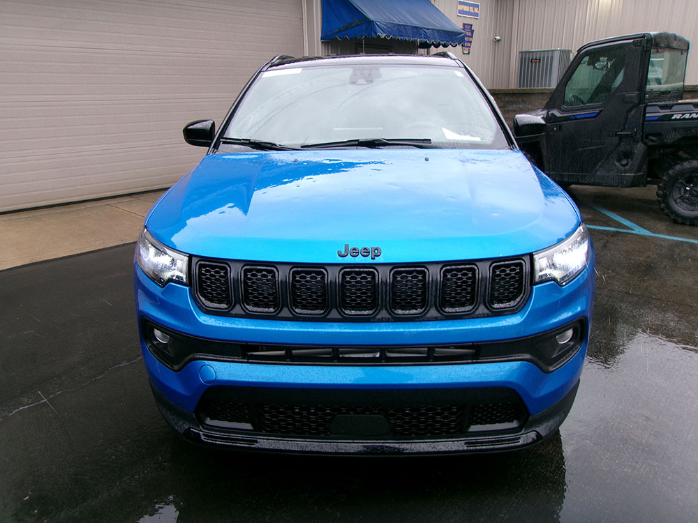 
								JEEP COMPASS LATITUDE full									