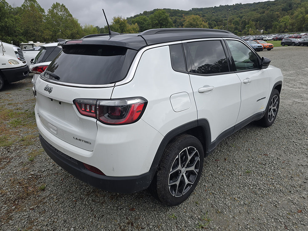 
								JEEP COMPASS LIMITED full									