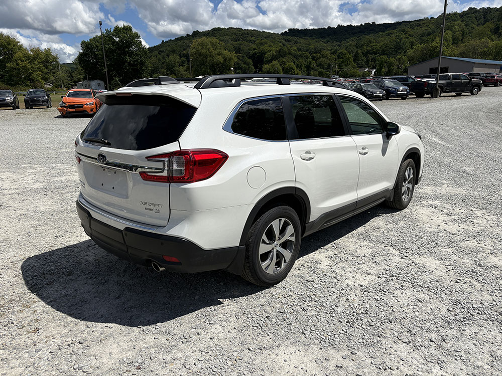 
								SUBARU ASCENT PREMIUM full									