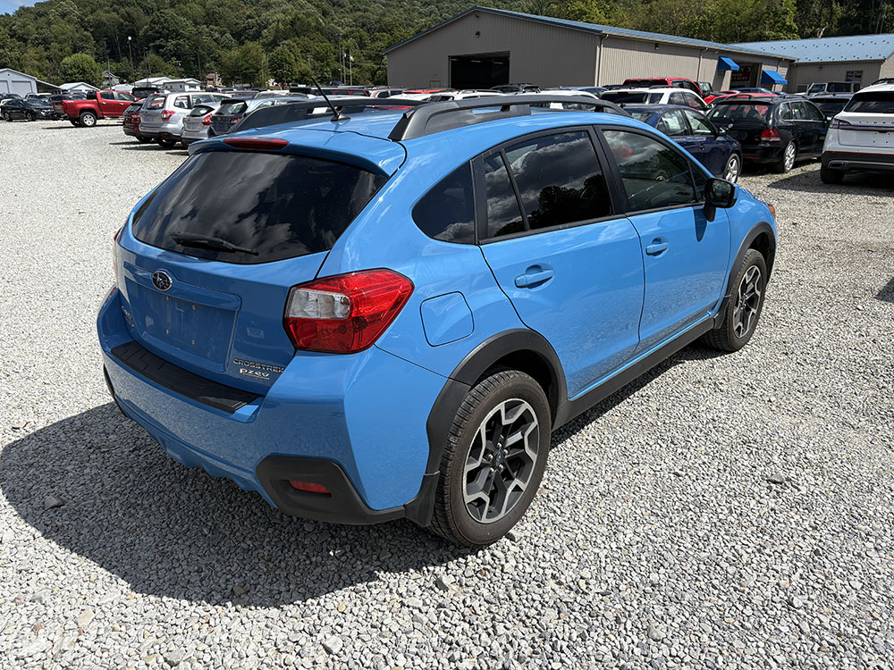 
								SUBARU CROSSTREK PREMIUM full									