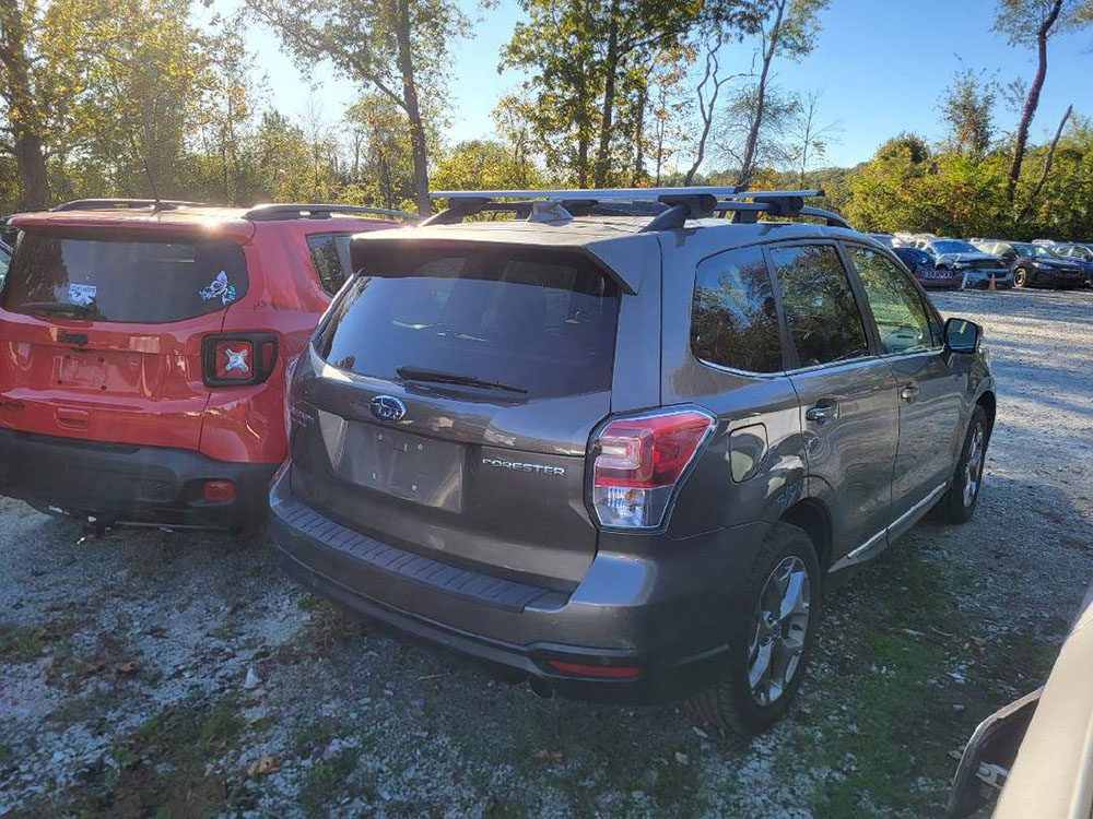 
								SUBARU FORESTER TOURING full									