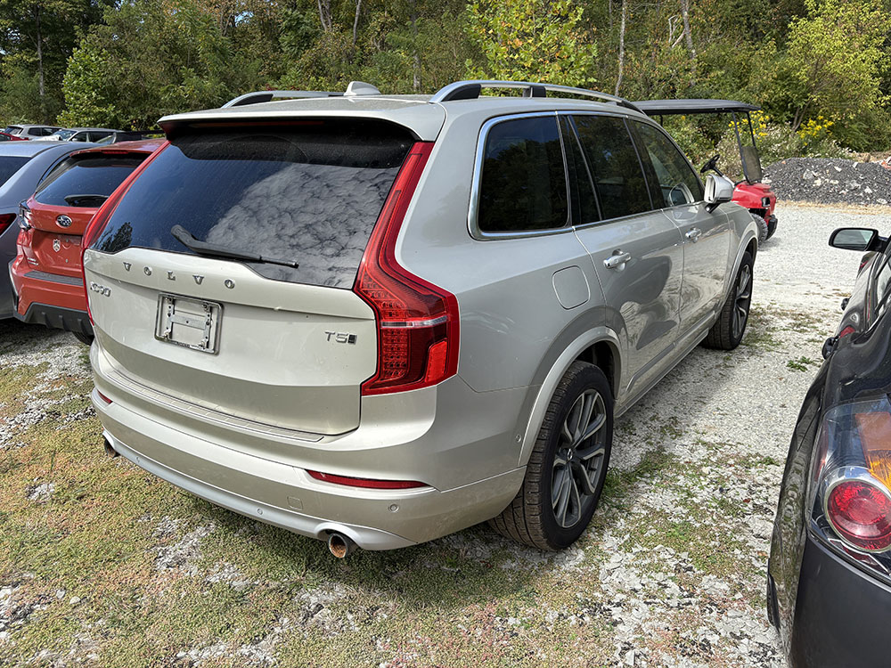 
								VOLVO XC90 T5 full									