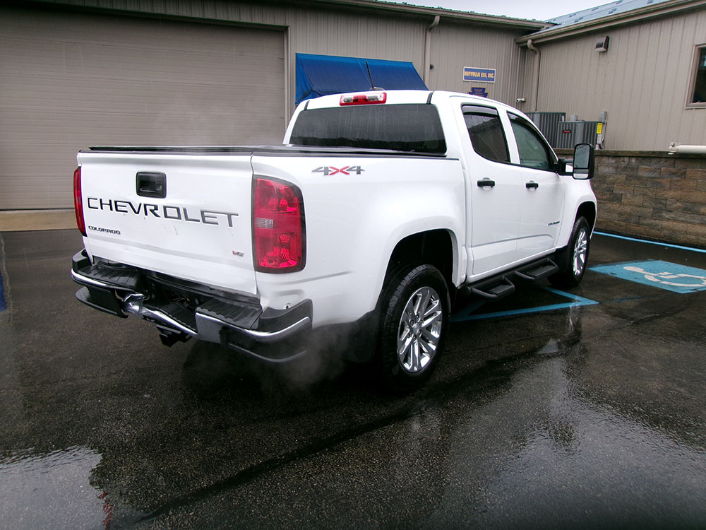 
								CHEVROLET COLORADO W/T CREW CAB full									