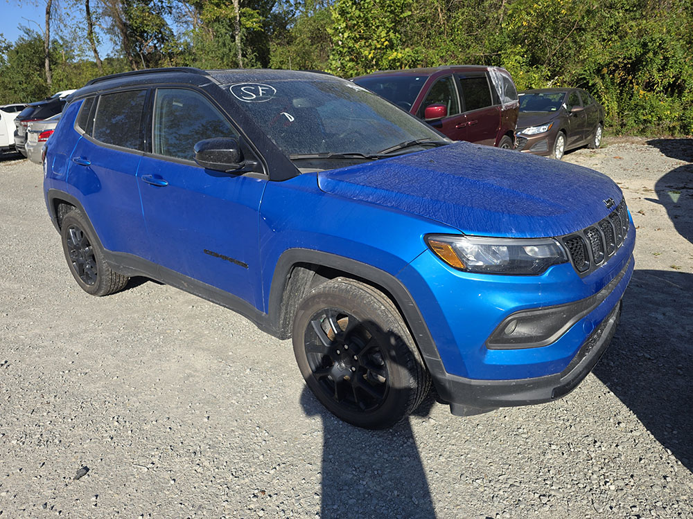 
								JEEP COMPASS LATITUDE full									