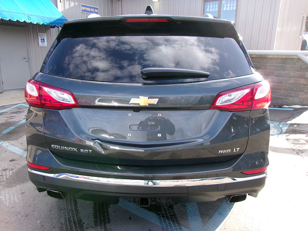 
								CHEVROLET EQUINOX LT full									