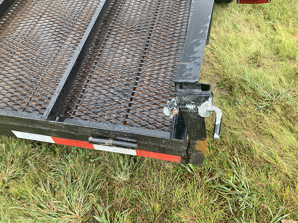 
								QUALITY TRAILERS full									