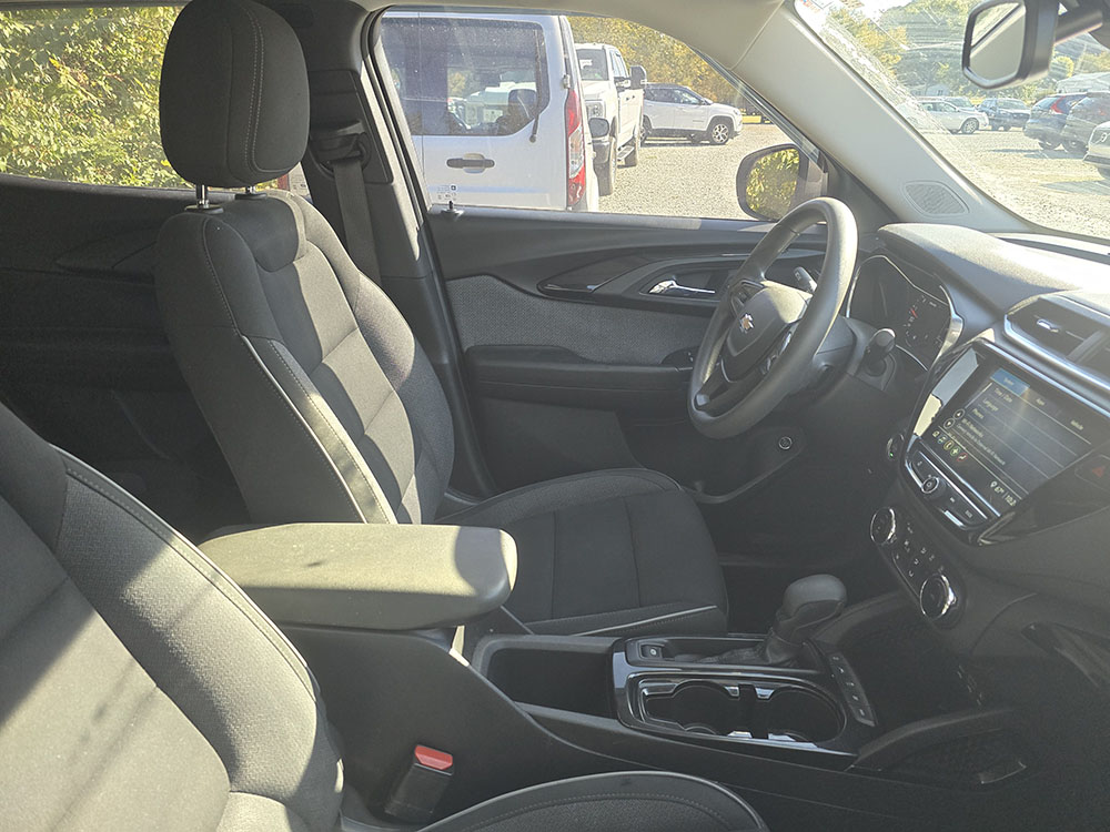 
								CHEVROLET TRAILBLAZER LT full									