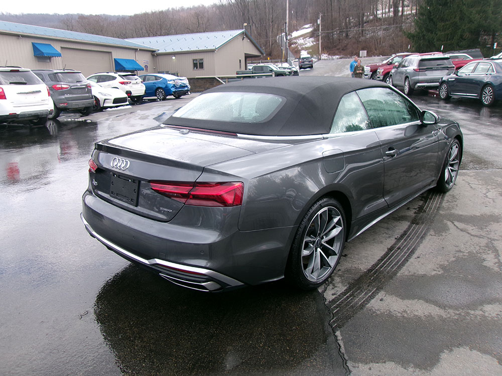 
								AUDI A5 PREMIUM PLUS full									