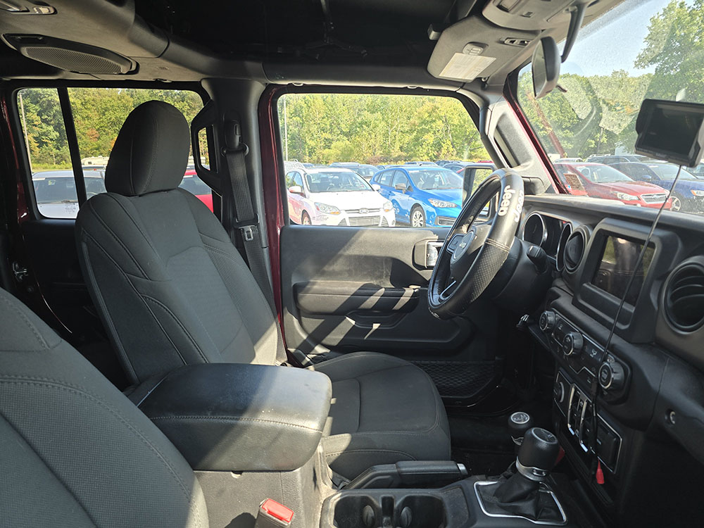 
								JEEP GLADIATOR SPORT S full									