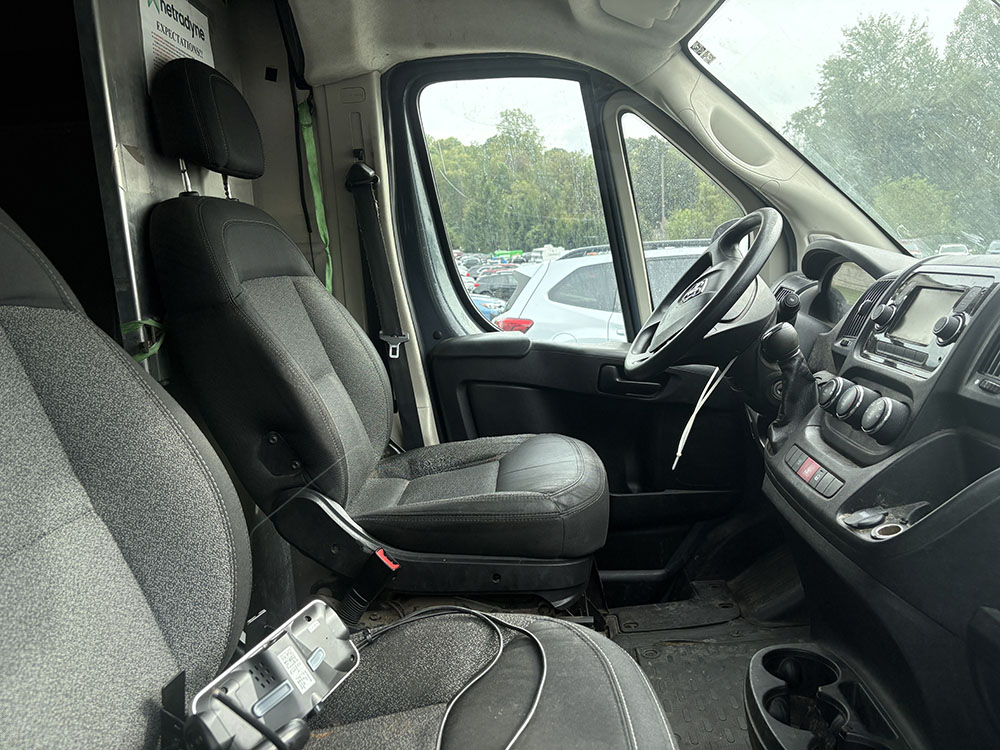 
								RAM PROMASTER 2500 HIGH TOP full									
