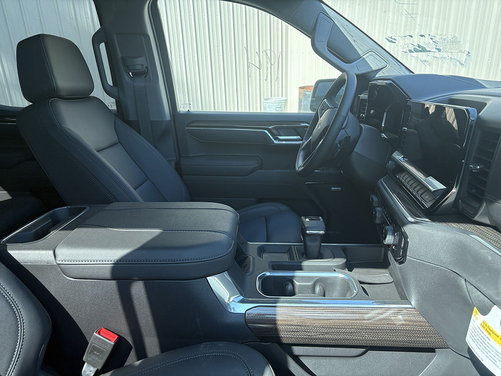 
								CHEVROLET SILVERADO 1500 LT TRAIL BOSS CREW CAB full									