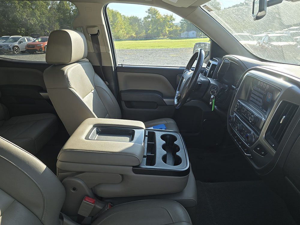 
								CHEVROLET SILVERADO 1500 LTZ CREW CAB full									