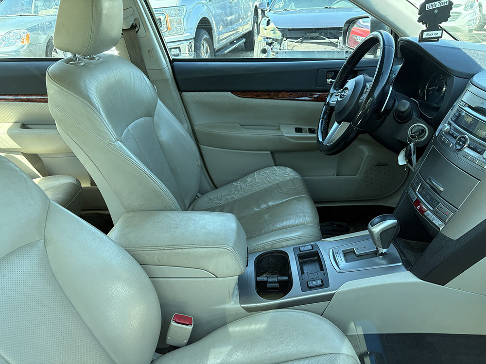 
								SUBARU LEGACY LIMITED full									