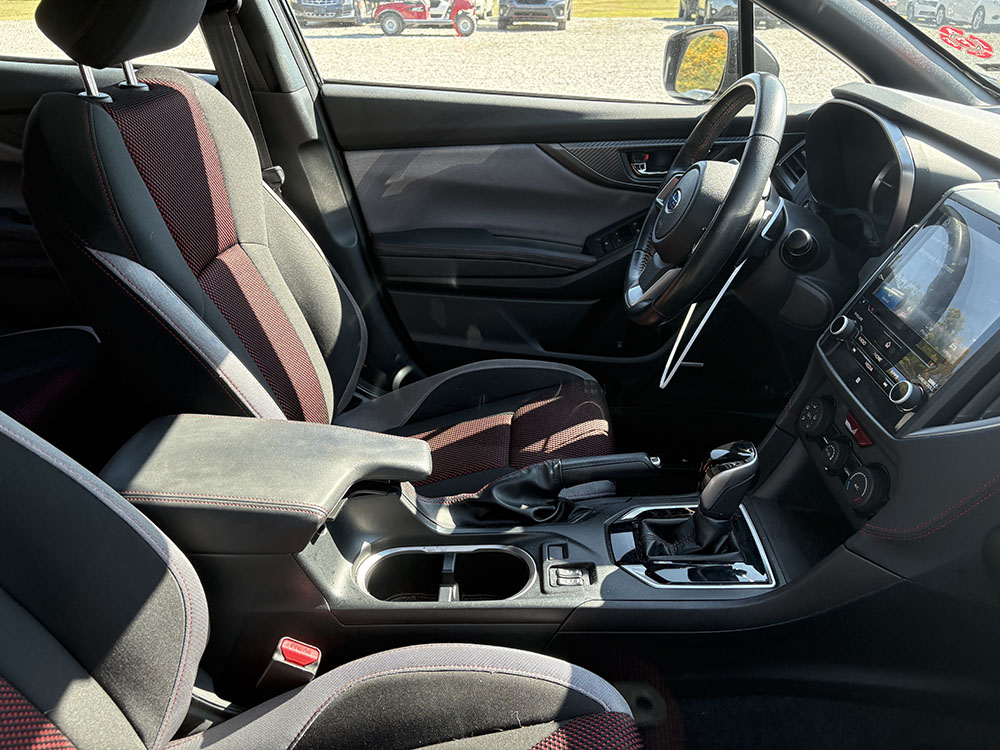 
								SUBARU IMPREZA SPORT full									