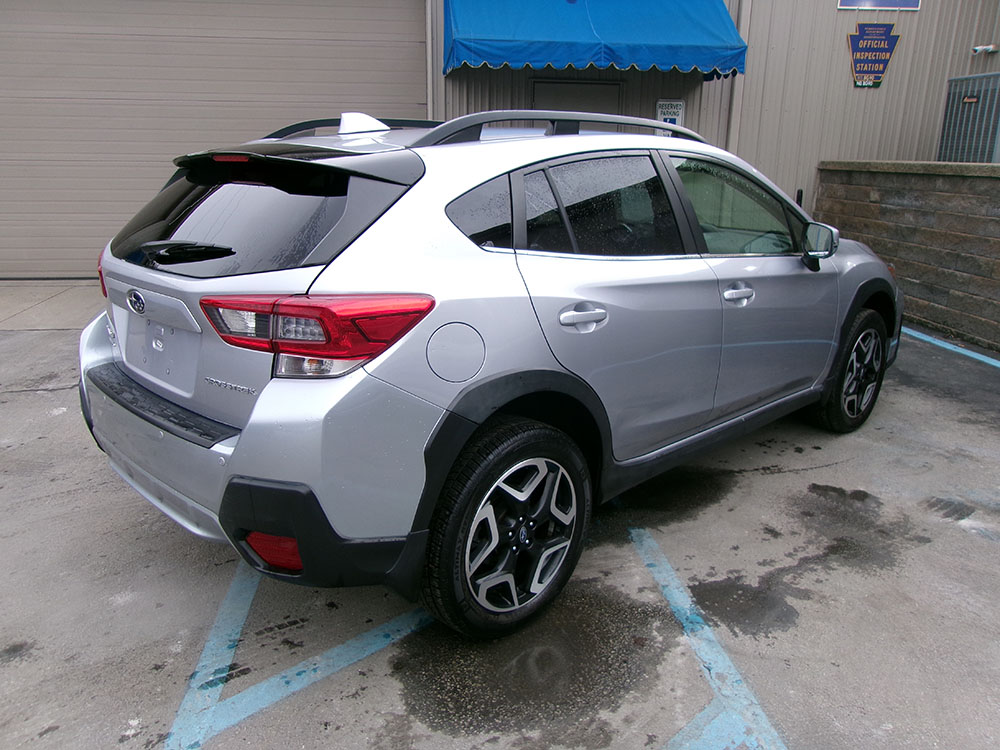 
								SUBARU CROSSTREK LIMITED full									