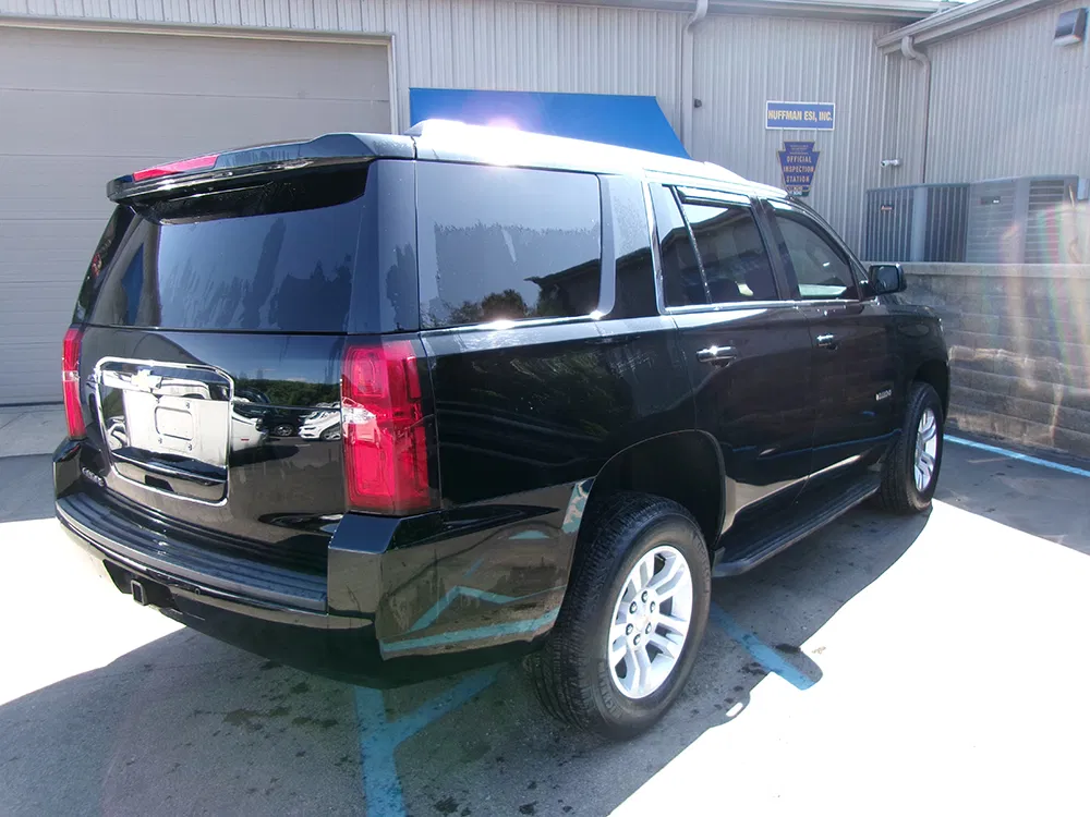 
								CHEVROLET TAHOE LS full									