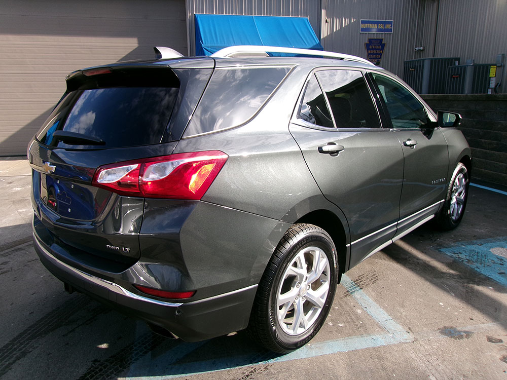 
								CHEVROLET EQUINOX LT full									