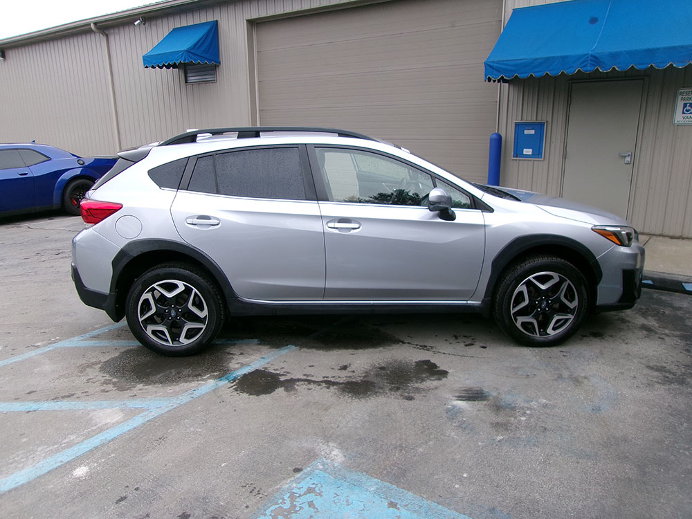 
								SUBARU CROSSTREK LIMITED full									