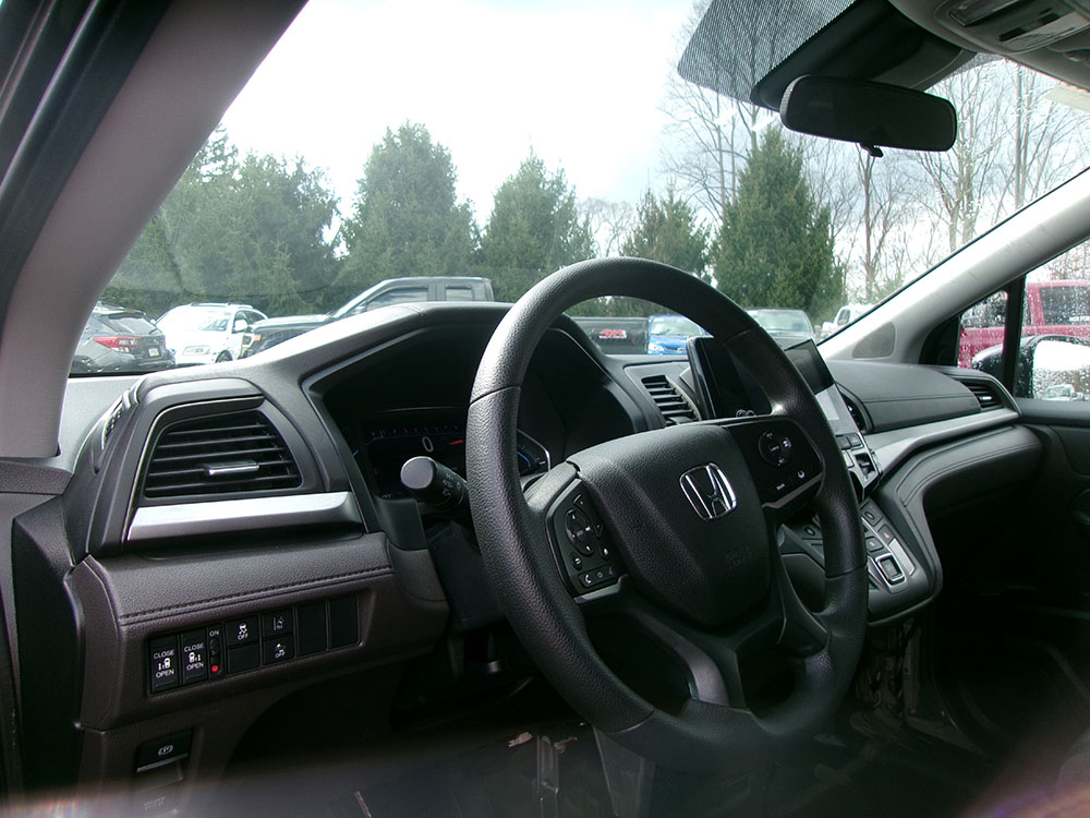 
								HONDA ODYSSEY EX full									