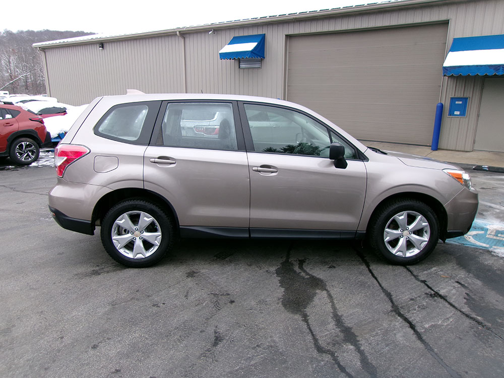 
								SUBARU FORESTER full									