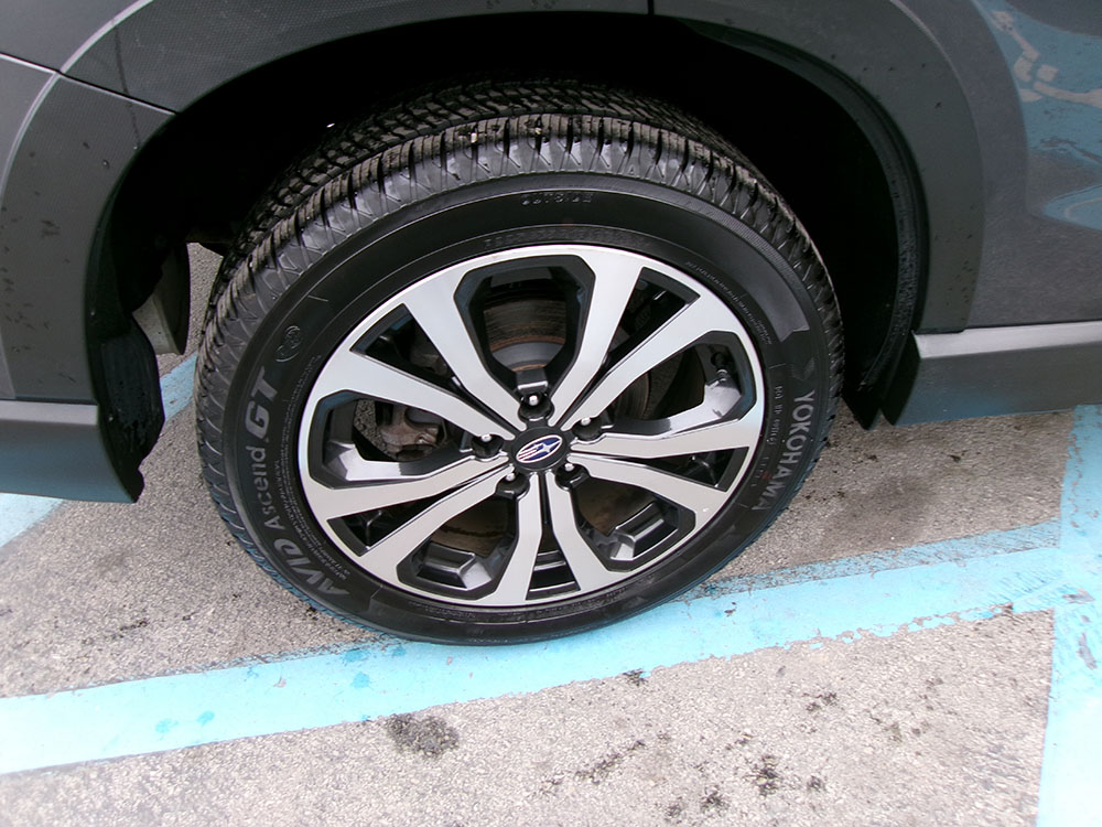 
								SUBARU FORESTER LIMITED full									