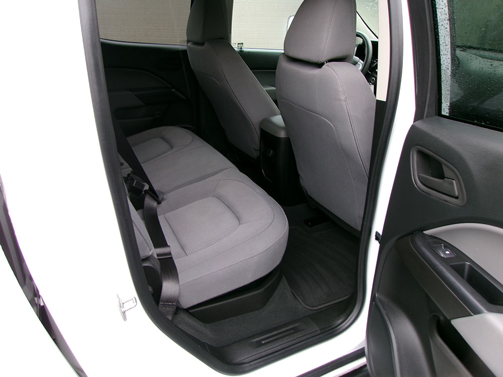 
								CHEVROLET COLORADO W/T CREW CAB full									