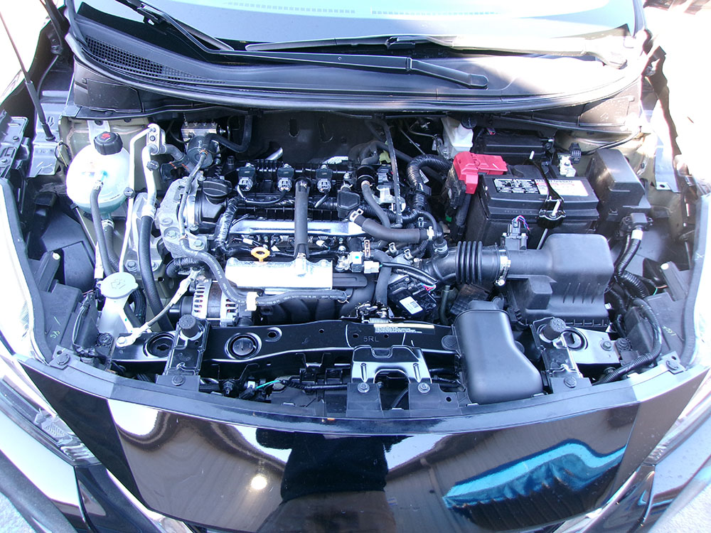 
								NISSAN VERSA SV full									