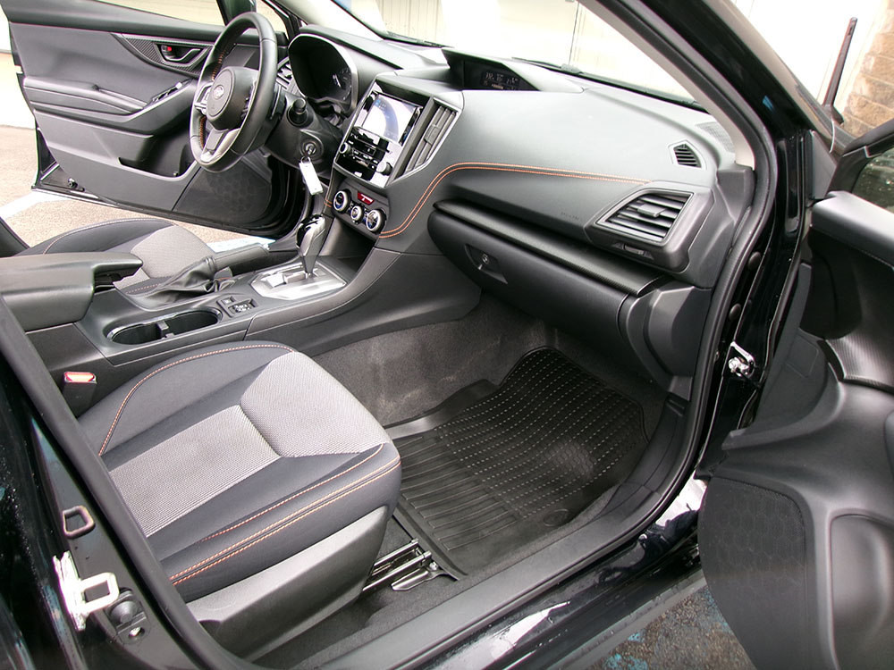 
								SUBARU CROSSTREK PREMIUM full									