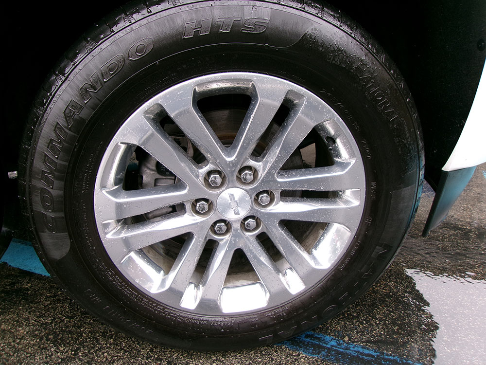 
								CHEVROLET COLORADO W/T CREW CAB full									