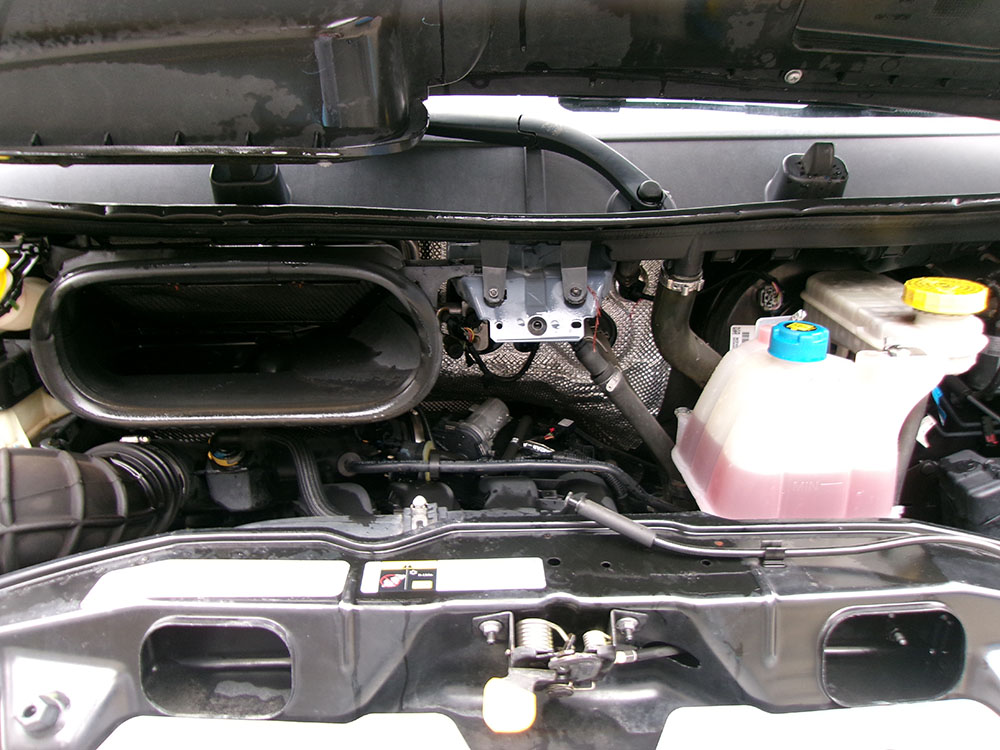 
								RAM PROMASTER 2500 HIGH TOP full									