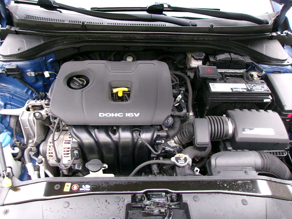 
								HYUNDAI ELANTRA VALUE full									