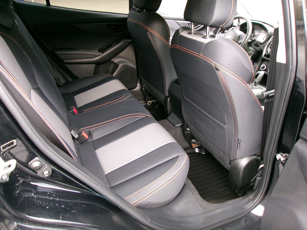 
								SUBARU CROSSTREK PREMIUM full									