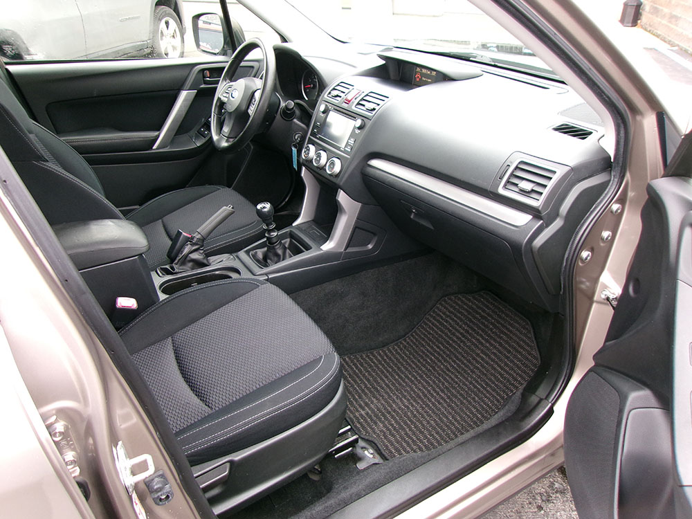 
								SUBARU FORESTER full									