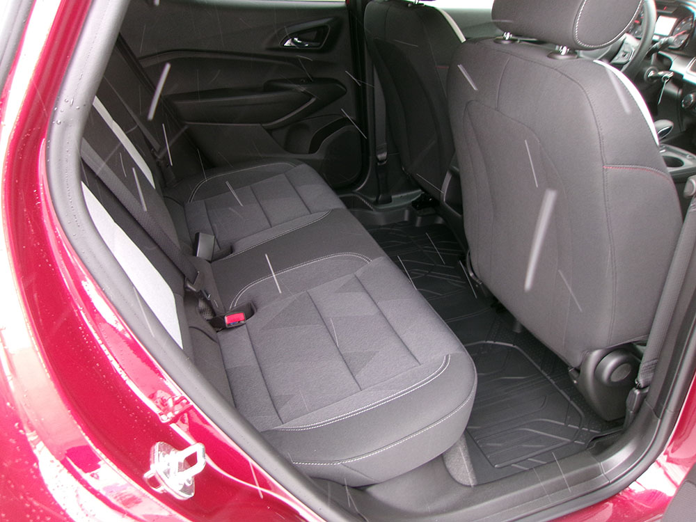 
								CHEVROLET TRAX RS full									