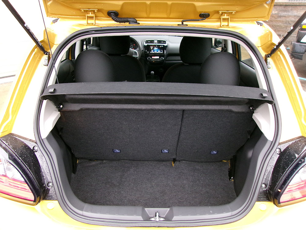 
								MITSUBISHI MIRAGE ES full									