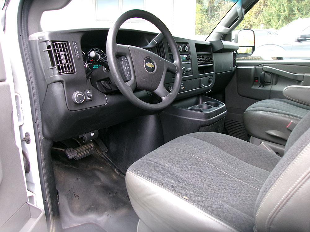 
								CHEVROLET EXPRESS 2500 full									