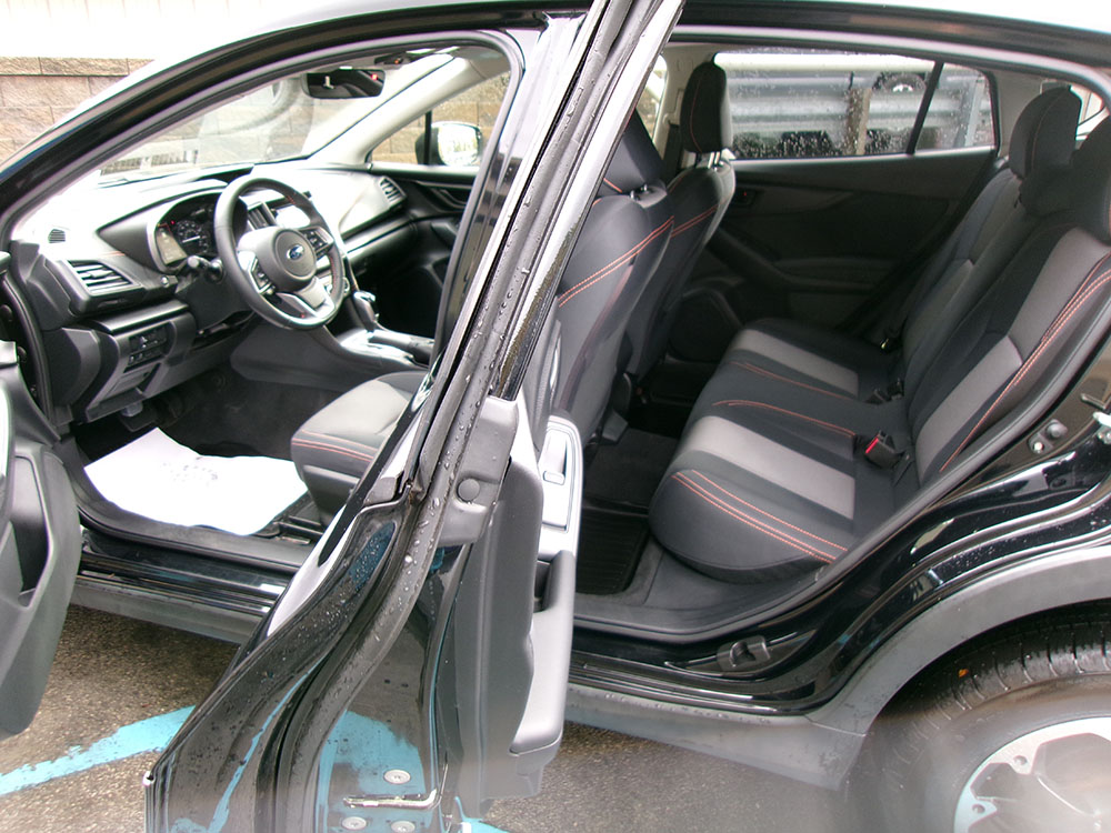 
								SUBARU CROSSTREK PREMIUM full									