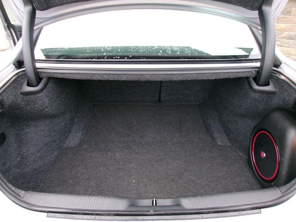 
								DODGE CHARGER SXT full									