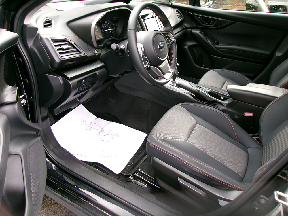 
								SUBARU CROSSTREK PREMIUM full									